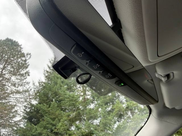Used 2017 Subaru Forester 2.5i Touring AWD/4WD image 34
