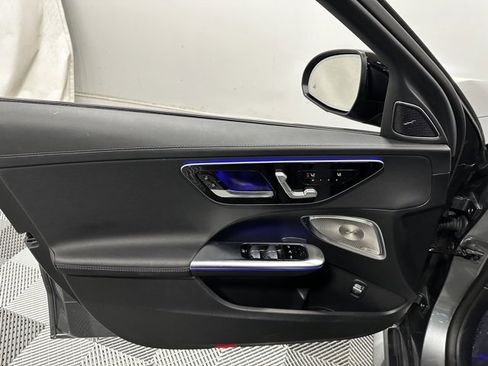 Used 2025 Mercedes-Benz C 300 4MATIC Sedan image 15