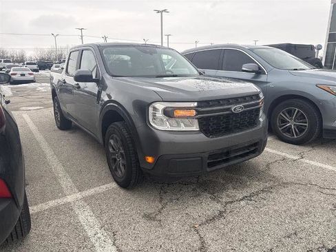 Certified 2022 Ford Maverick XLT w/ Equipment Group 300A Standard image 2