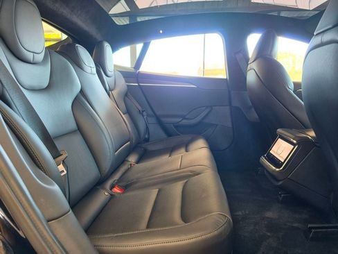Used 2022 Tesla Model S AWD/4WD image 24