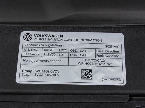 Used 2025 Volkswagen Atlas SEL Premium R-Line AWD/4WD image 28
