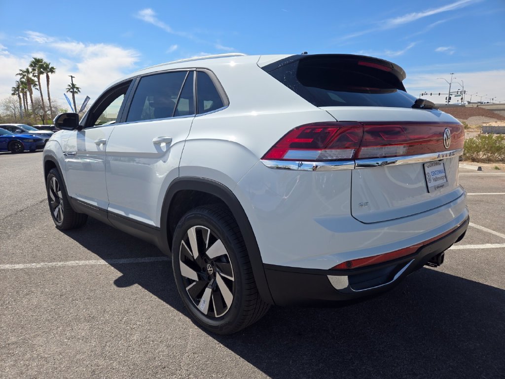 New 2025 Volkswagen Atlas Cross Sport SE FWD image 3