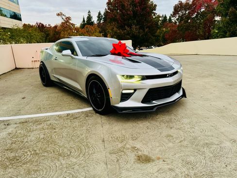 Used 2016 Chevrolet Camaro SS image 11