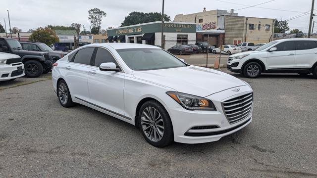 Used 2015 Hyundai Genesis 3.8 RWD image 1