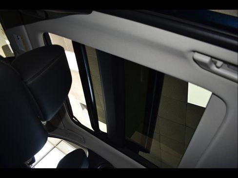 Certified 2024 MAZDA CX-90 Plug-In Hybrid w/ Premium Pkg image 8