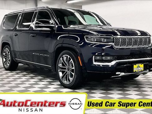 Used 2025 Jeep Grand Wagoneer L Series III w/ Rear-Seat Entertainment Group AWD/4WD image 1