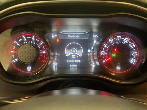 Used 2018 Dodge Challenger SXT w/ Blacktop Package RWD image 4