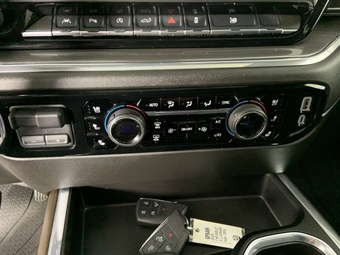 Used 2025 Chevrolet Silverado 1500 High Country w/ High Country Premium Package image 15