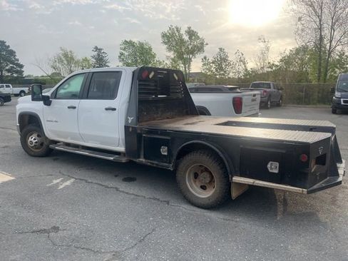 Used 2020 Chevrolet Silverado 3500 W/T w/ WT Convenience Package image 2