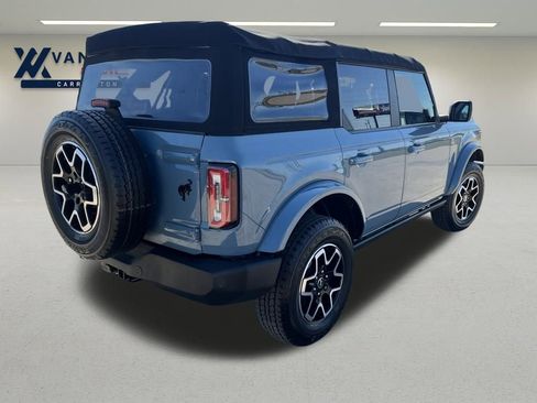 Used 2022 Ford Bronco Outer Banks image 5