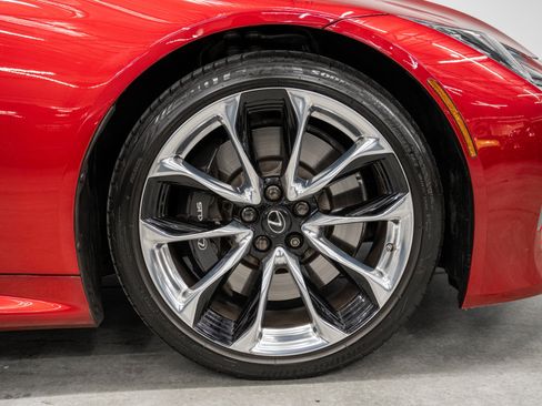 Used 2018 Lexus LC 500 Coupe w/ Touring Package RWD image 40