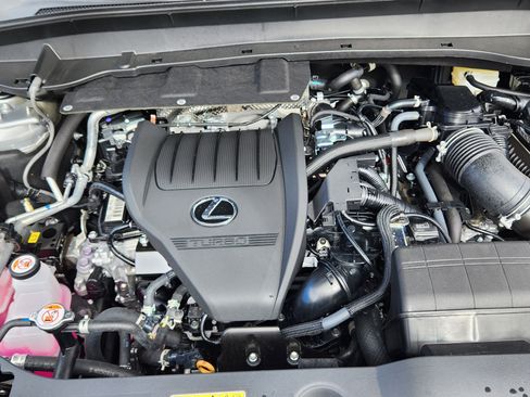 Certified 2025 Lexus TX 500h AWD image 24