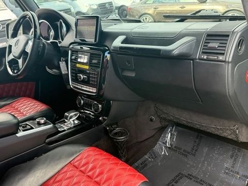Used 2014 Mercedes-Benz G 63 AMG 4MATIC image 29