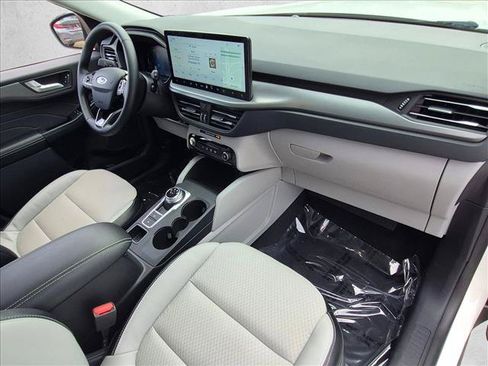 Used 2024 Ford Escape SE FWD image 22