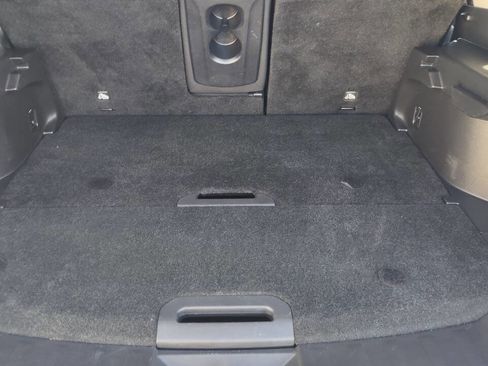 Used 2018 Nissan Rogue SV image 33