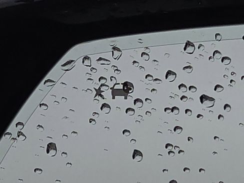 Used 2022 GMC Yukon XL Denali image 15