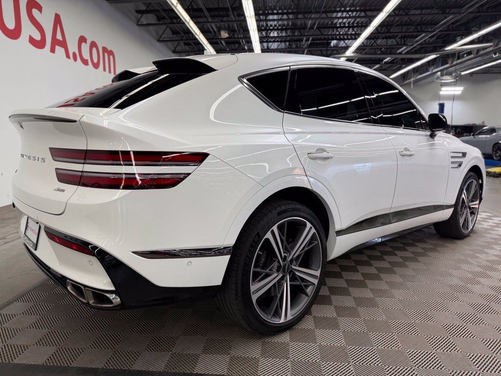 Used 2025 Genesis GV80 3.5T e-SC AWD/4WD image 7