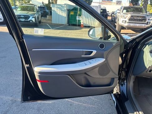 Used 2025 Hyundai Sonata SEL FWD image 14