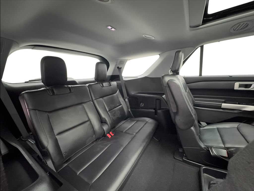 Used 2020 Ford Explorer Limited RWD image 32