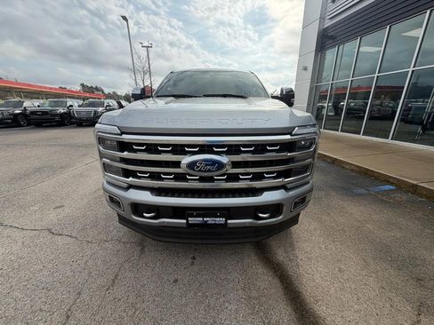 Used 2024 Ford F250 Platinum image 6