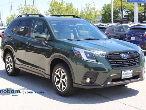 Used 2023 Subaru Forester Premium AWD/4WD image 3