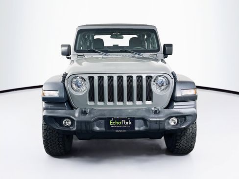 Used 2020 Jeep Wrangler Sport image 2