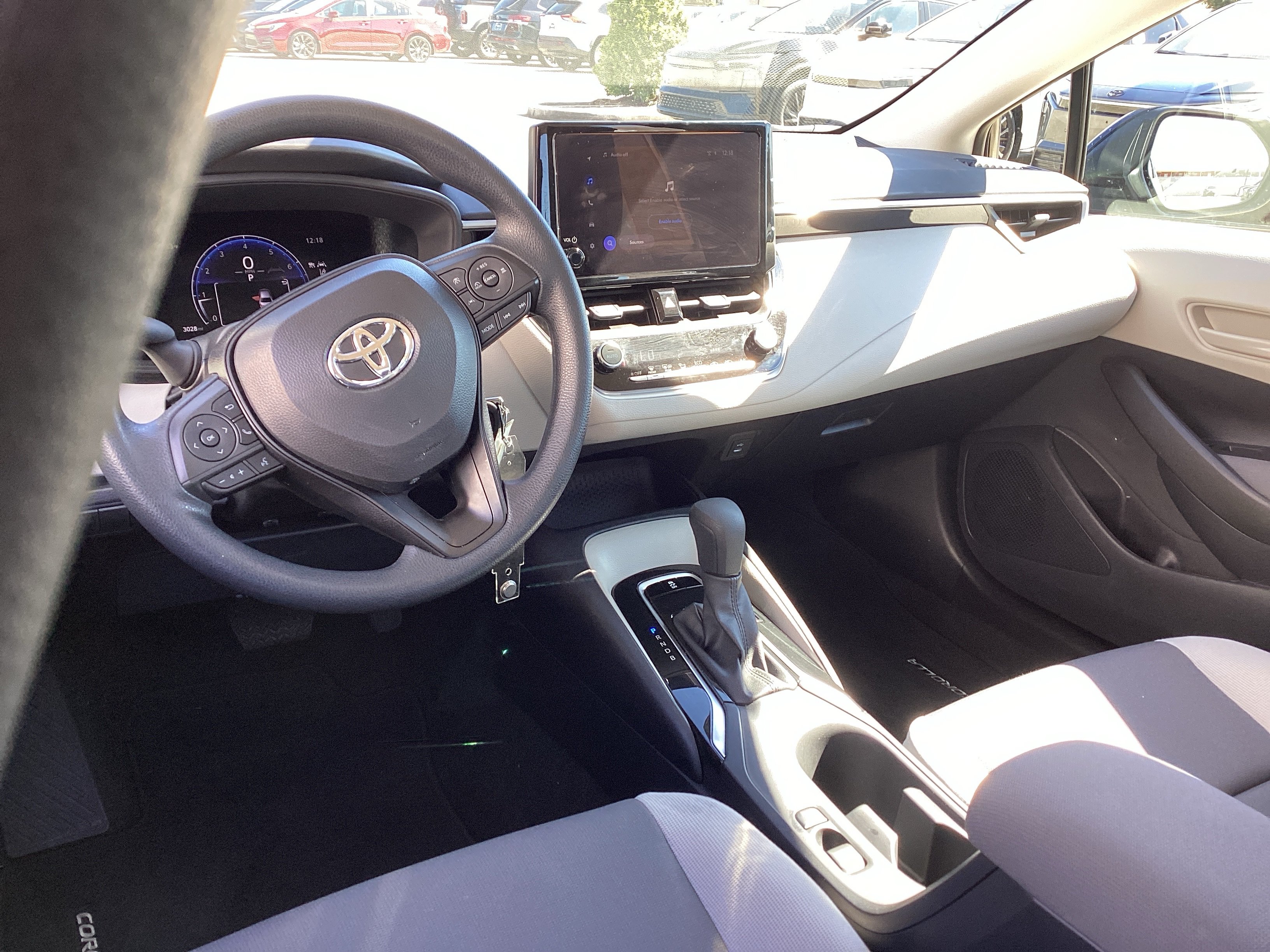 Used 2026 Toyota Corolla LE FWD image 13