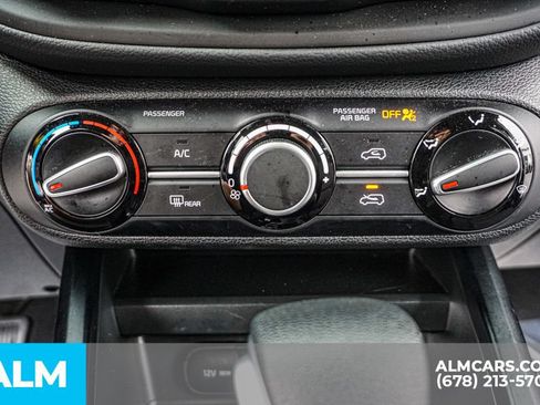 Used 2025 Kia Soul LX w/ LX Technology Package FWD image 40