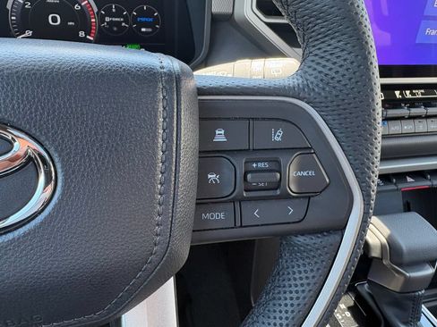Used 2026 Toyota Sequoia Limited w/ Tow Technology Package AWD/4WD image 27