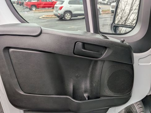 Used 2023 RAM ProMaster 3500 w/ Premium Convenience Group (B) image 14