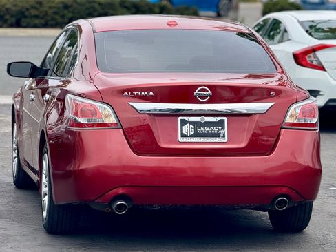 Used 2015 Nissan Altima 2.5 S w/ Power Driver Seat Package image 4