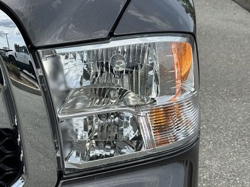 Used 2024 RAM 1500 Classic SLT AWD/4WD image 9