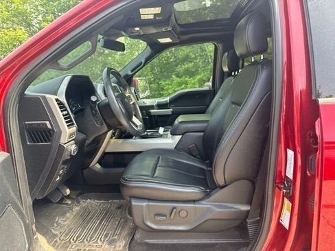 Used 2020 Ford F150 Lariat w/ Equipment Group 502A Luxury AWD/4WD image 15