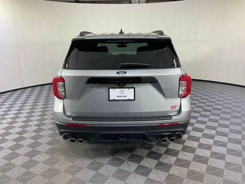 Used 2024 Ford Explorer ST w/ Equipment Group 401A image 5