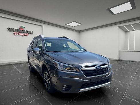 Certified 2022 Subaru Outback Touring XT AWD/4WD image 2