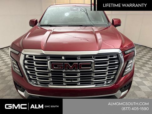 New 2026 GMC Yukon Denali w/ Sun & Power Step Package AWD/4WD image 3