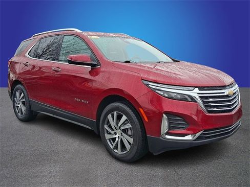 Used 2023 Chevrolet Equinox Premier w/ LPO, Floor Liner Package image 3