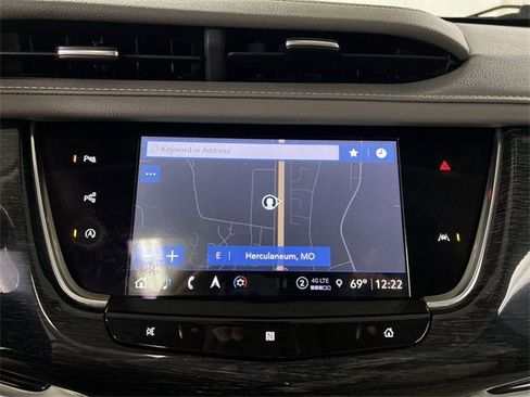 Used 2021 Cadillac XT6 Premium Luxury image 14