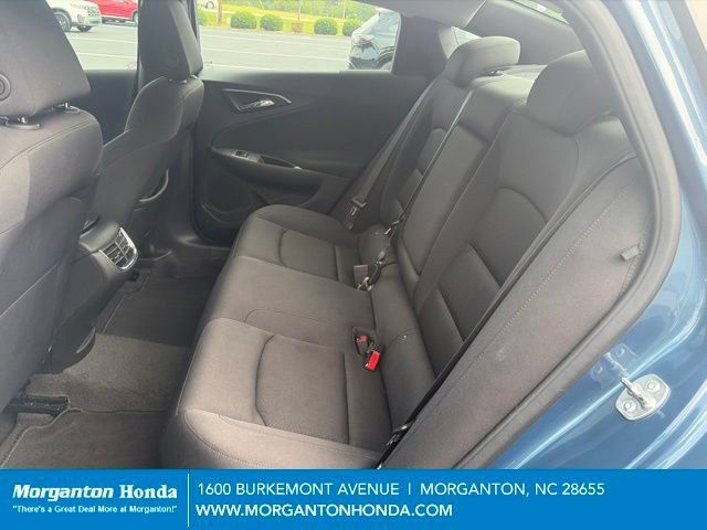 Used 2025 Chevrolet Malibu LT FWD image 25