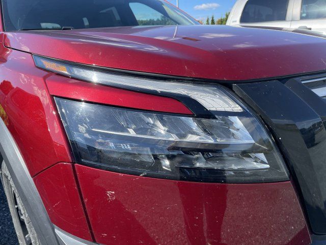 Used 2023 Nissan Pathfinder Rock Creek AWD/4WD image 10