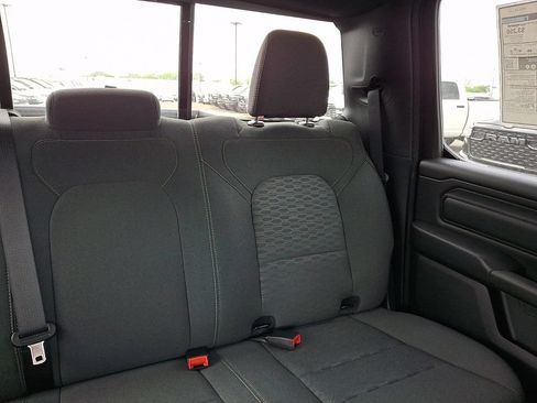 New 2026 RAM 1500 Express AWD/4WD image 15
