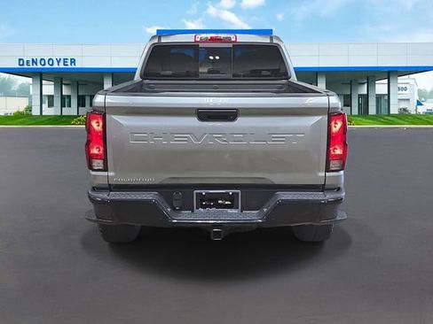 Used 2024 Chevrolet Colorado Trail Boss w/ Technology Package AWD/4WD image 9