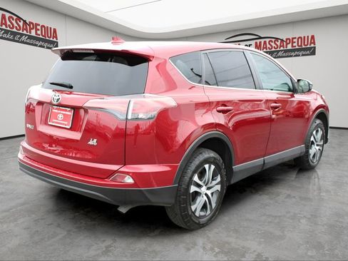 Used 2018 Toyota RAV4 LE w/ All Weather Liner Package image 5