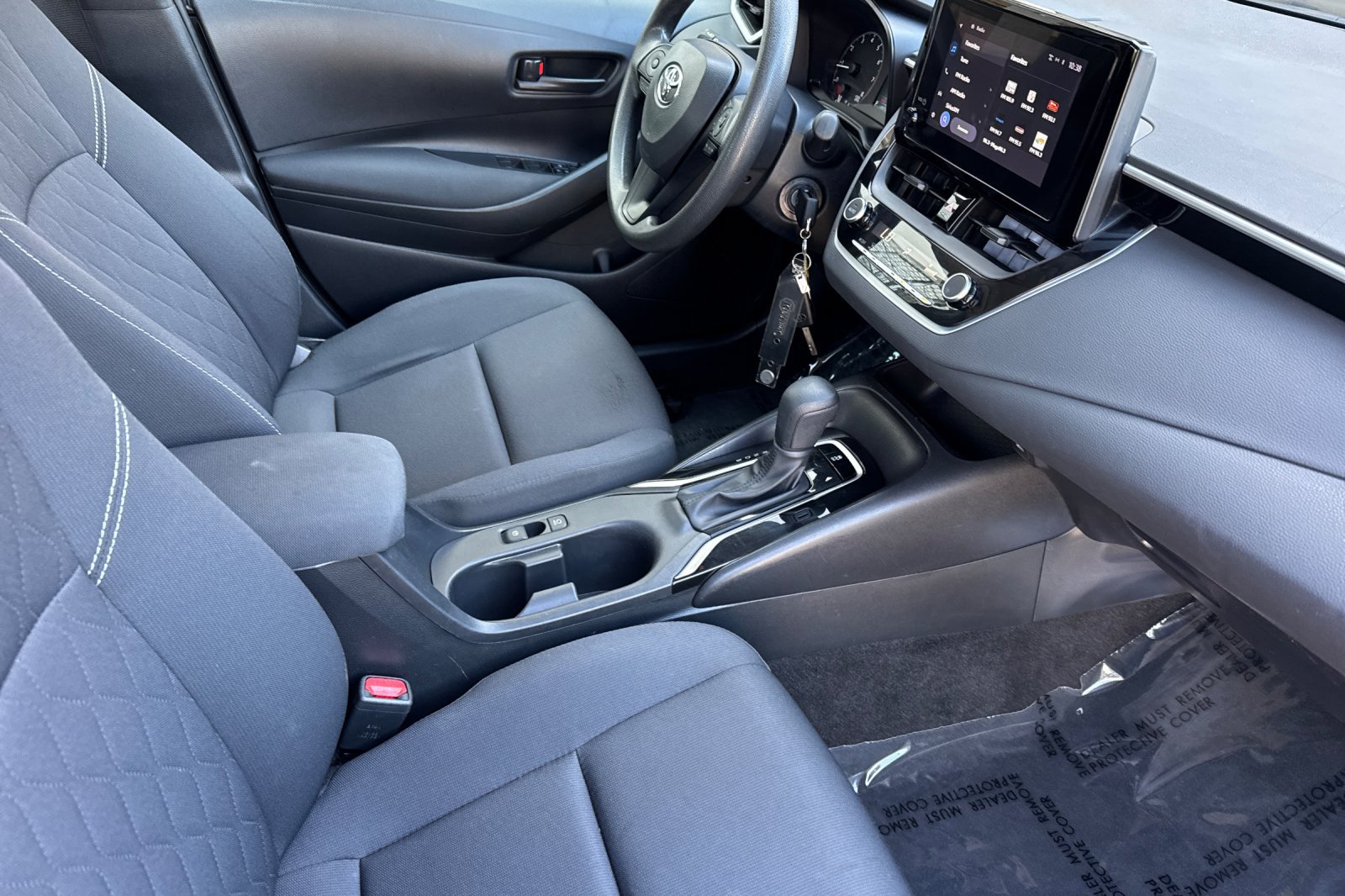Used 2023 Toyota Corolla LE w/ Carpet Mat Package (TMS) FWD image 21