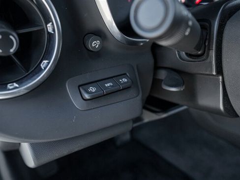 Used 2021 Chevrolet Camaro ZL1 RWD image 27