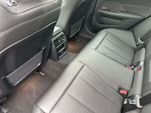 Used 2024 BMW i4 eDrive35 w/ Premium Package image 12