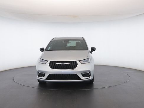 New 2026 Chrysler Pacifica Select image 35
