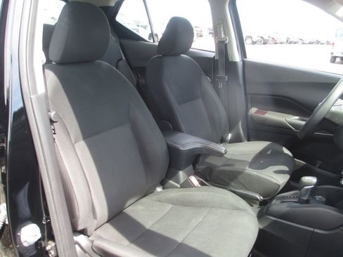 Used 2023 Nissan Kicks S FWD image 19