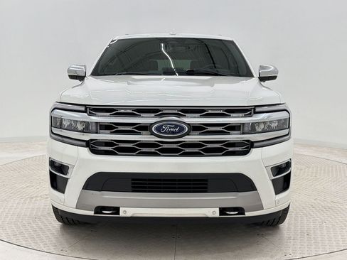 Used 2022 Ford Expedition Platinum AWD/4WD image 5