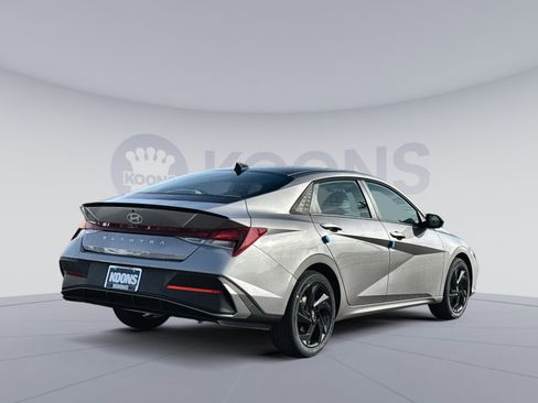 New 2026 Hyundai Elantra Sport image 7